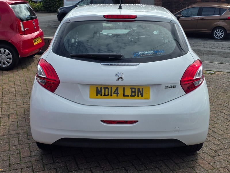 Peugeot 208 Active Silver #7