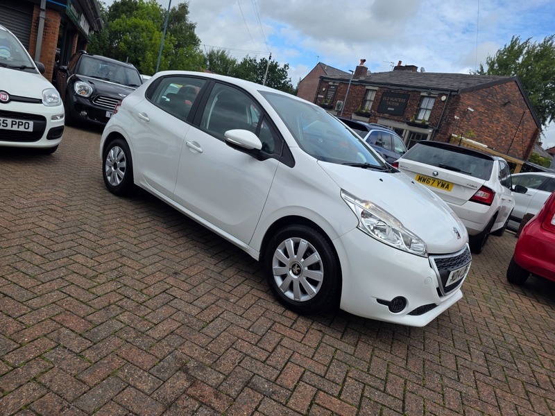 Peugeot 208 Active Silver #26