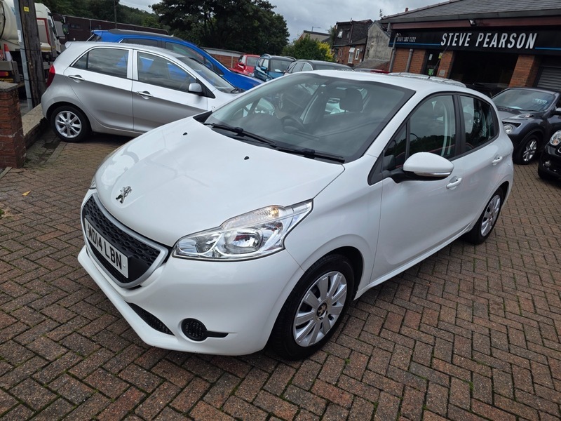 Peugeot 208 Active Silver #24