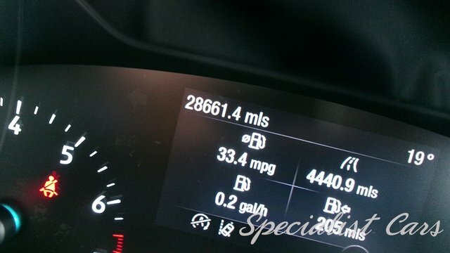 Ford Focus 1.0T Ecoboost Vignale Hatchback White #4