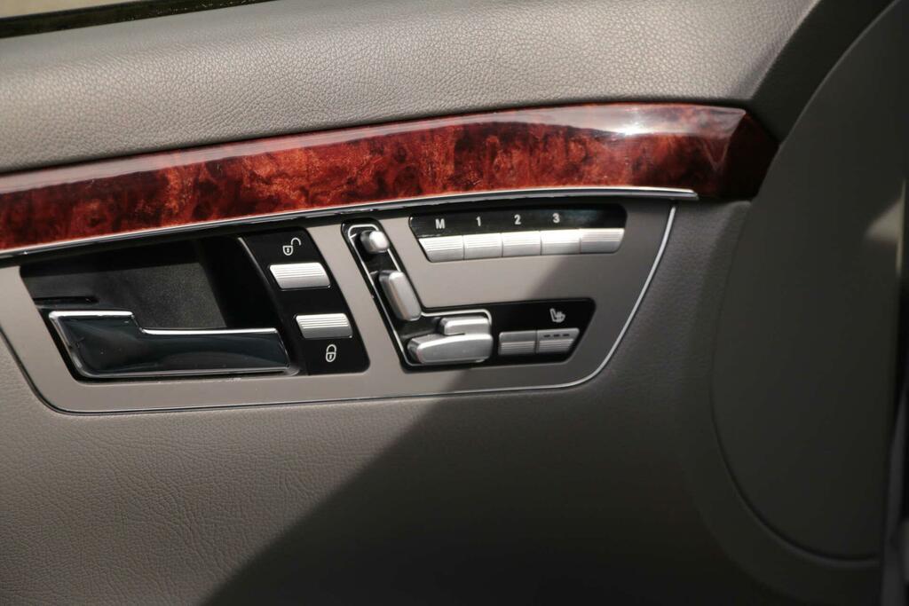 Mercedes-Benz S Class Saloon Silver #38