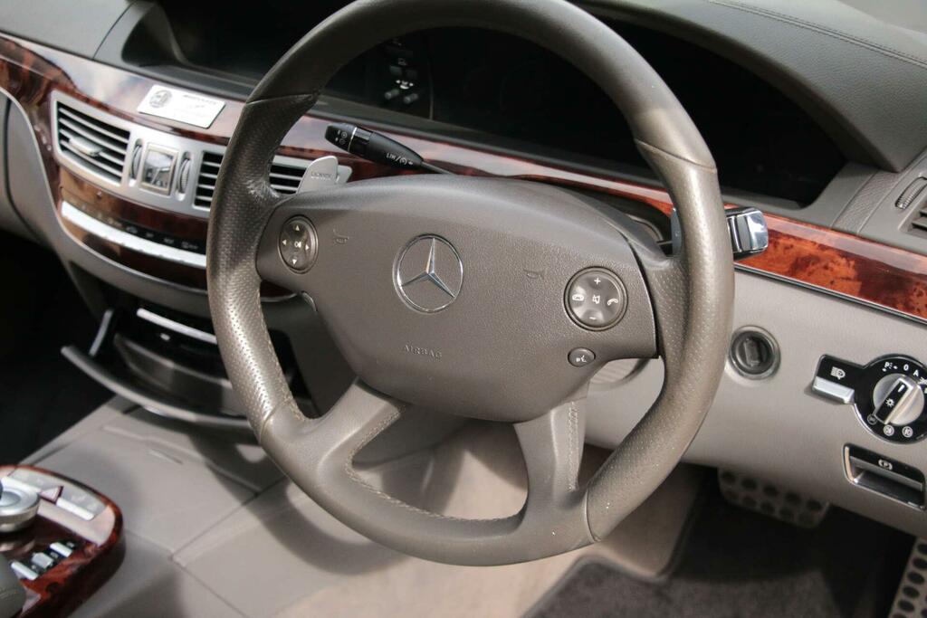 Mercedes-Benz S Class Saloon Silver #11
