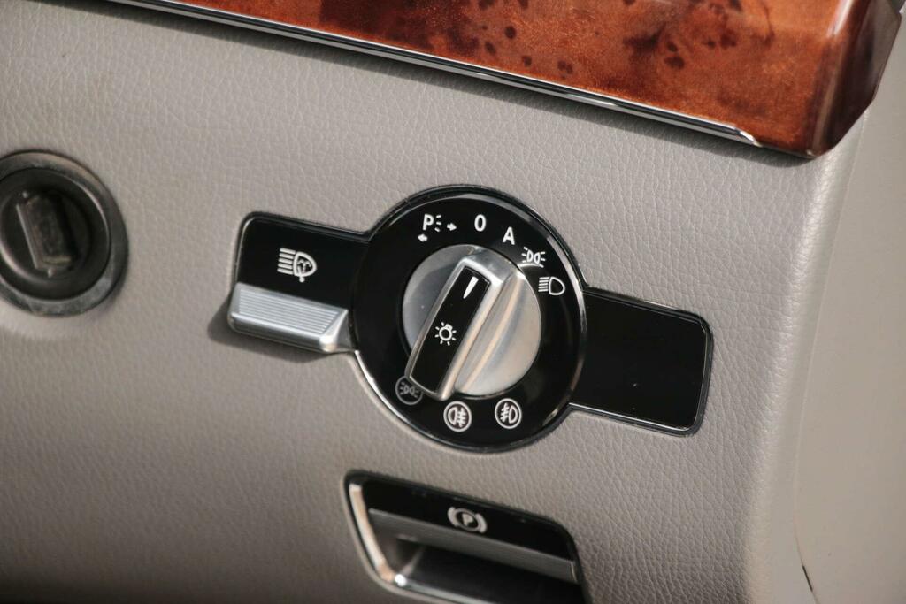 Mercedes-Benz S Class Saloon Silver #12