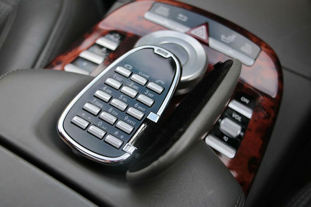 Mercedes-Benz S Class Saloon Silver #18