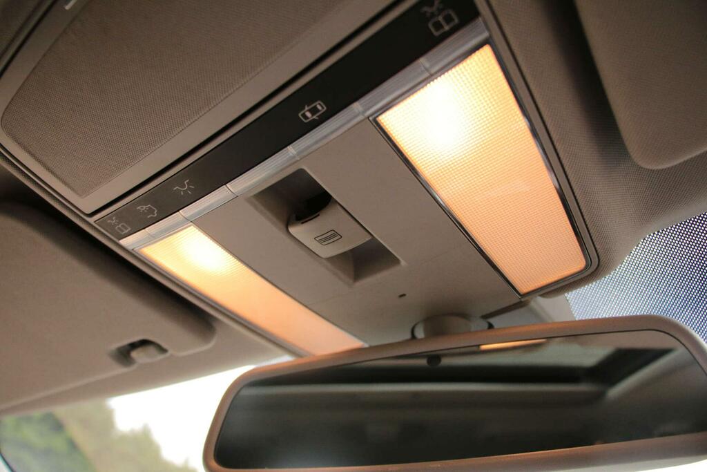 Mercedes-Benz S Class Saloon Silver #21