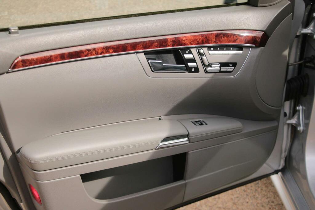 Mercedes-Benz S Class Saloon Silver #37