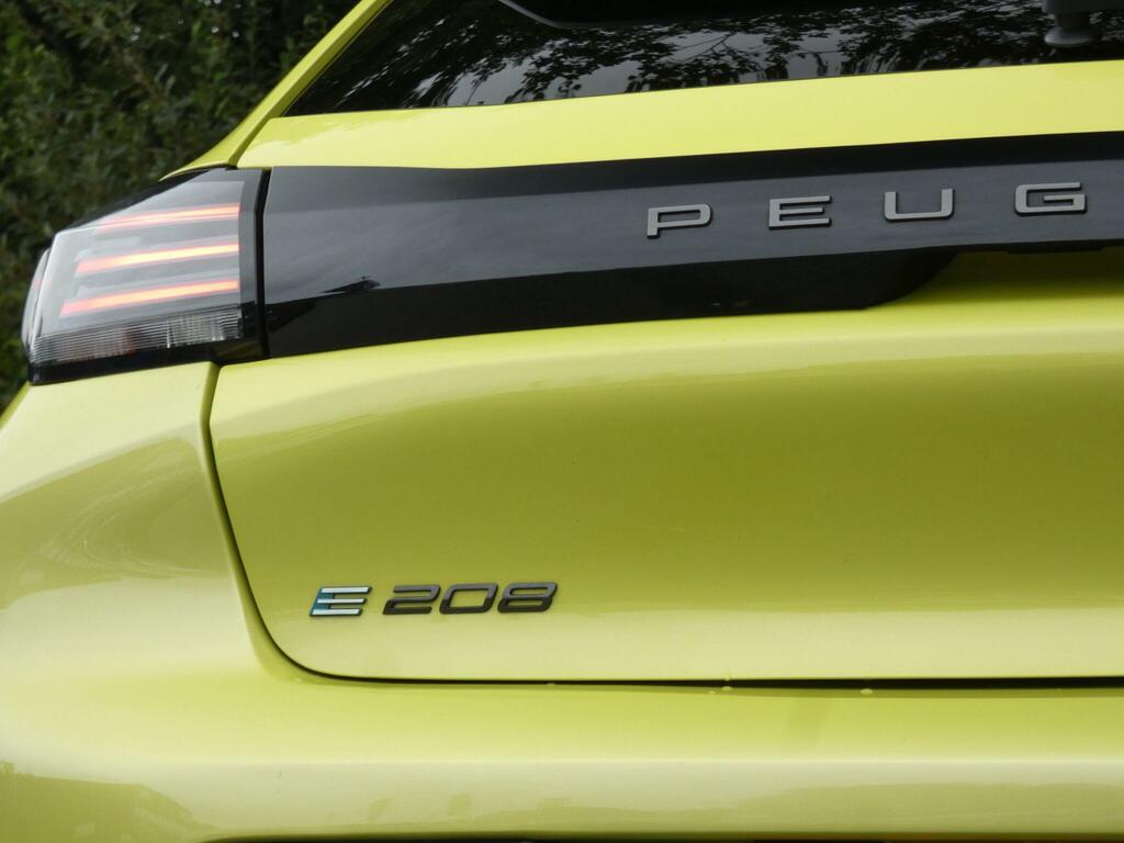 Peugeot e-208 50Kwh E-style 11Kw Charger Yellow #6