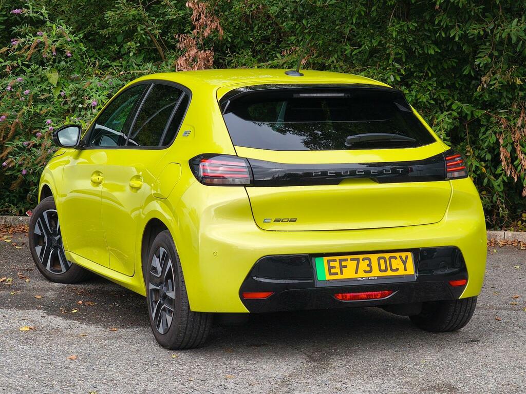 Peugeot e-208 50Kwh E-style 11Kw Charger Yellow #2