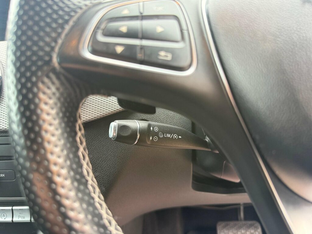 Mercedes-Benz B Class Mpv Black #14