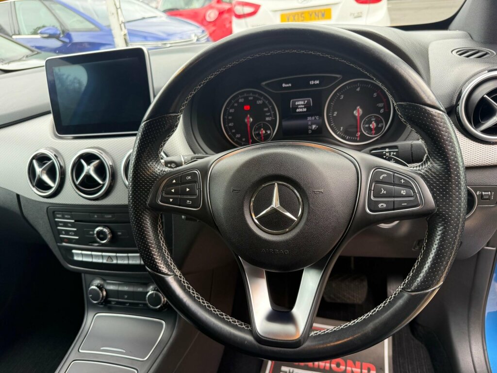 Mercedes-Benz B Class Mpv Black #13
