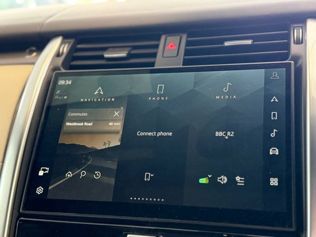 Land Rover Discovery D300 Dynamic Hse Eiger Grey Grey #31