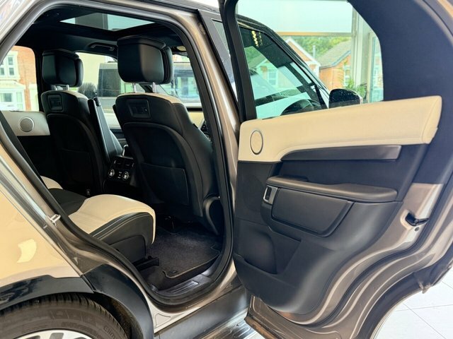 Land Rover Discovery D300 Dynamic Hse Eiger Grey Grey #24