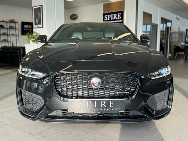 Jaguar XE D200 Mhev R-dynamic Black Black #4