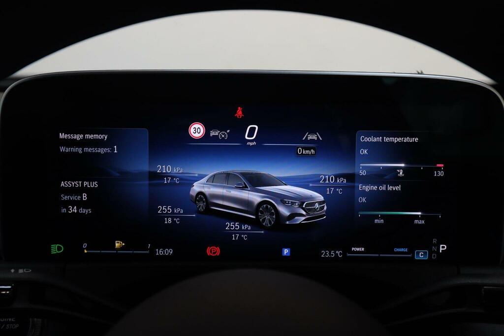 Mercedes-Benz E Class E200h Mhev Amg Line Black #35