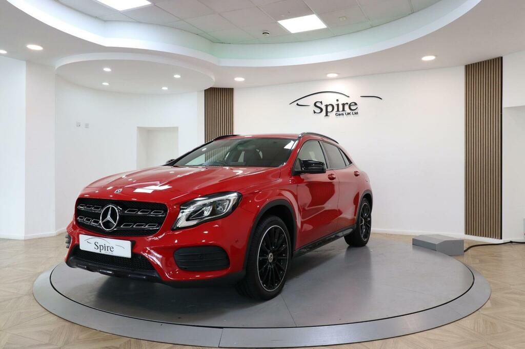 Mercedes-Benz GLA Class 1.6 Gla180 Amg Line Edition 7G-dct Euro 6 Ss Red