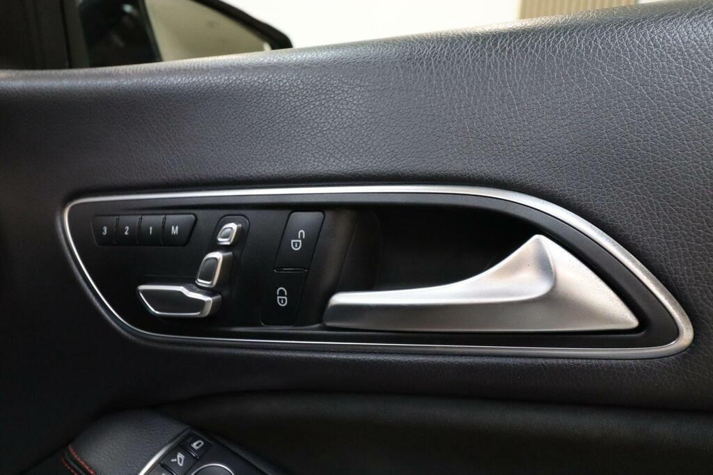 Mercedes-Benz CLA Class 45 4Matic Tip 2018 Black #16