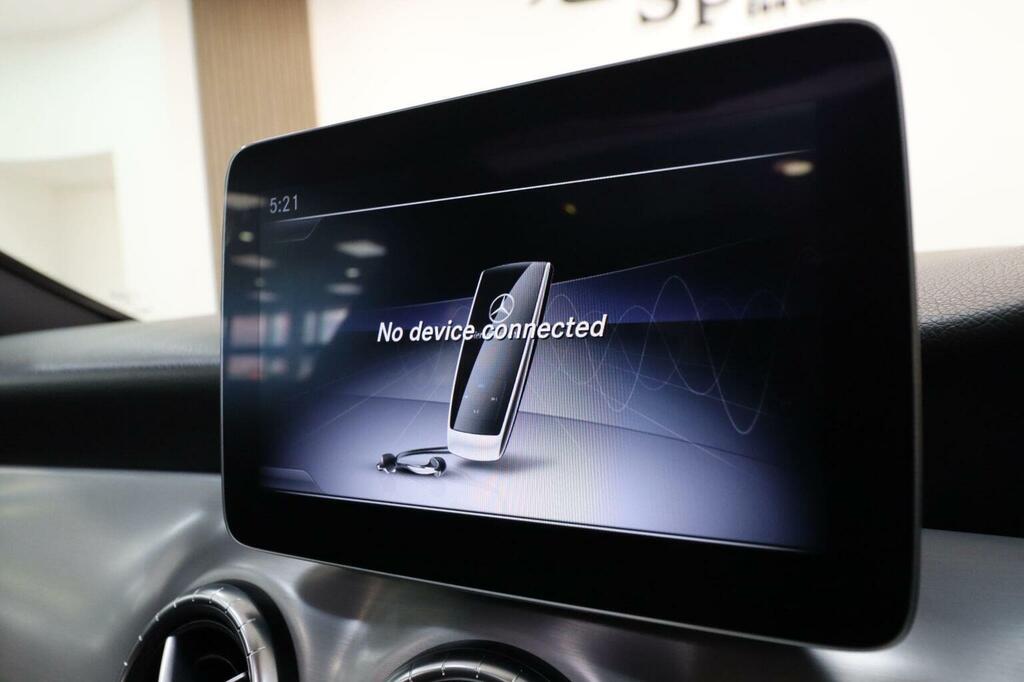 Mercedes-Benz CLA Class 45 4Matic Tip 2018 Black #24
