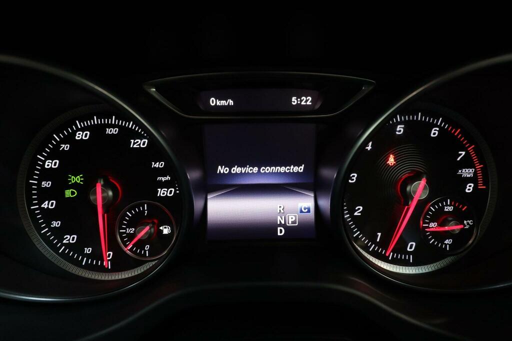Mercedes-Benz CLA Class 45 4Matic Tip 2018 Black #32