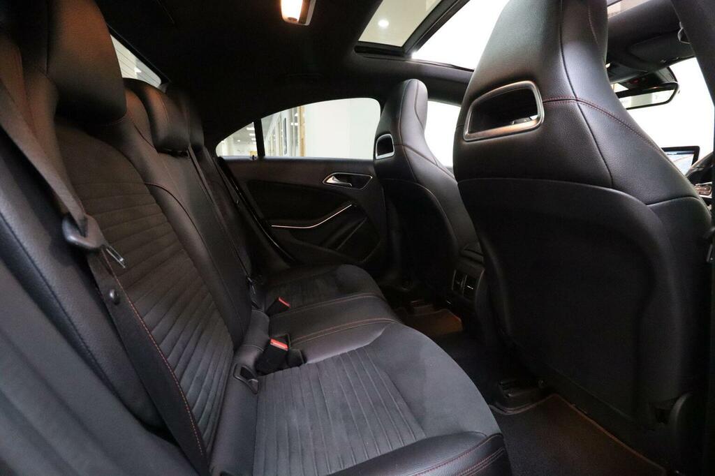 Mercedes-Benz CLA Class 45 4Matic Tip 2018 Black #12