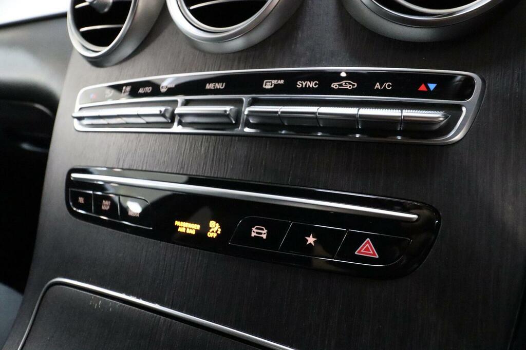 Mercedes-Benz GLC Class Glc 300 Amg Line Premium 4Matic Black #20