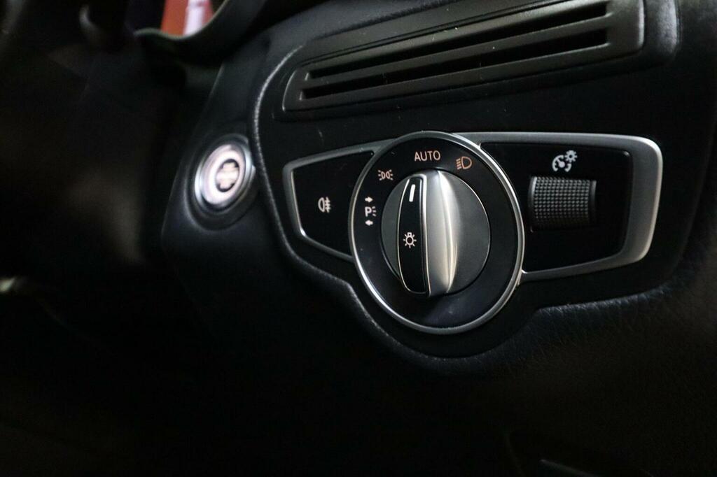 Mercedes-Benz GLC Class Glc 300 Amg Line Premium 4Matic Black #17