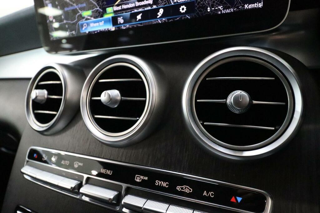 Mercedes-Benz GLC Class Glc 300 Amg Line Premium 4Matic Black #21
