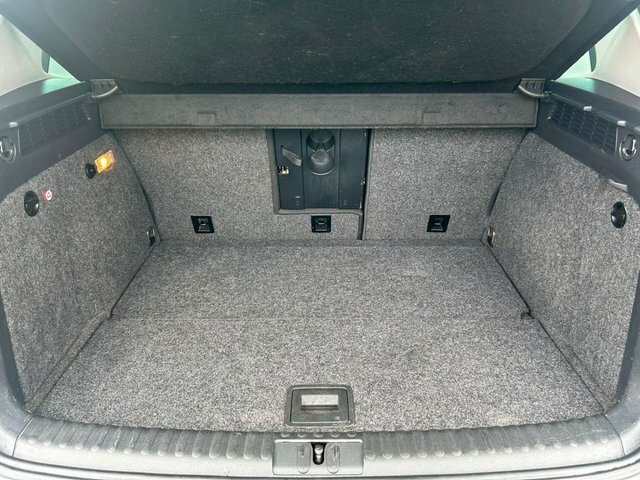 Volkswagen Tiguan Automatic Blue #9
