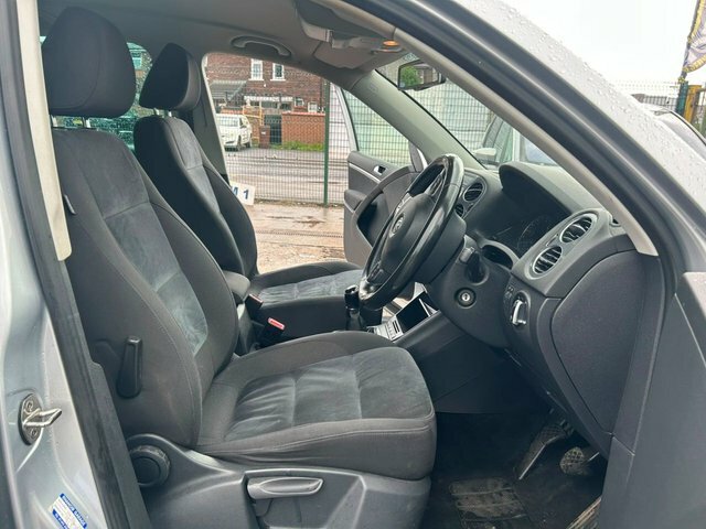 Volkswagen Tiguan Automatic Blue #16