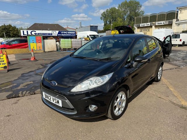 Ford Fiesta Zetec Hatchback Black #2