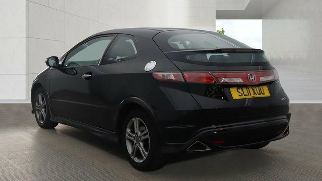 Honda Civic I-vtec Type S Hatchback Black #3