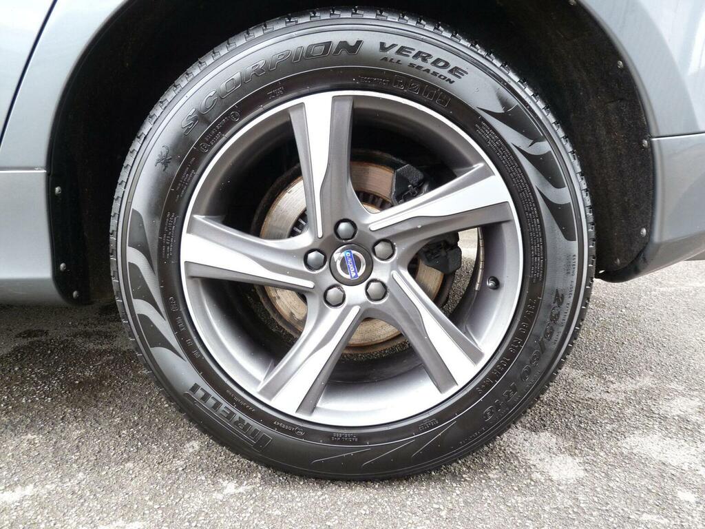 Volvo XC60 Suv Gold #39