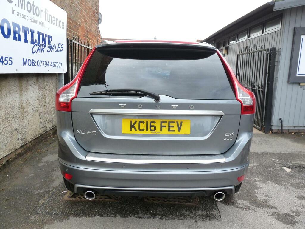Volvo XC60 Suv Gold #32