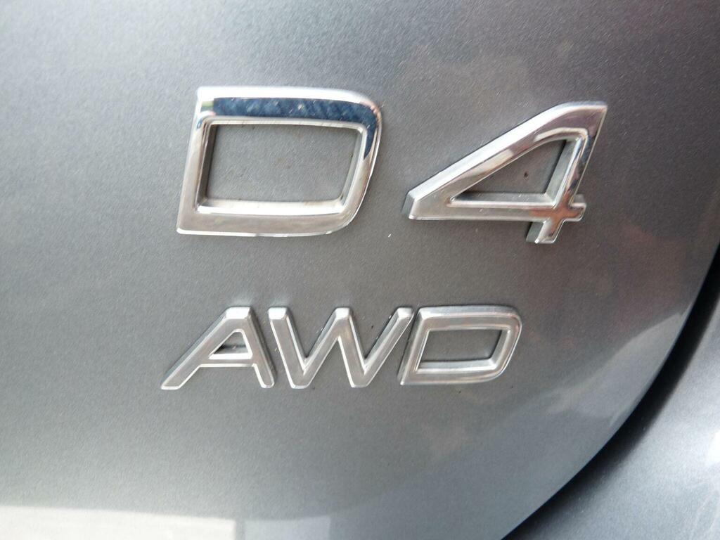 Volvo XC60 Suv Gold #36
