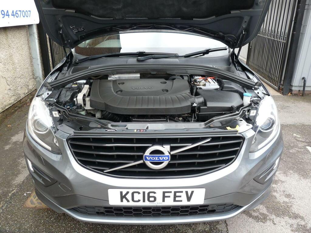 Volvo XC60 Suv Gold #41