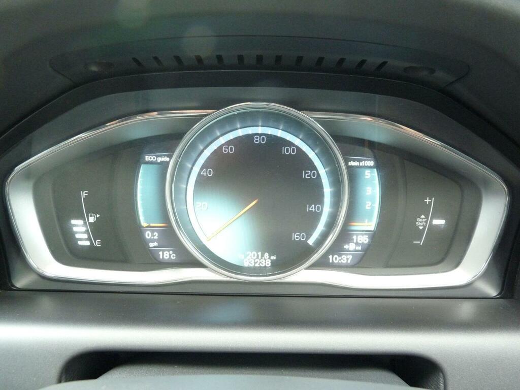 Volvo XC60 Suv Gold #23