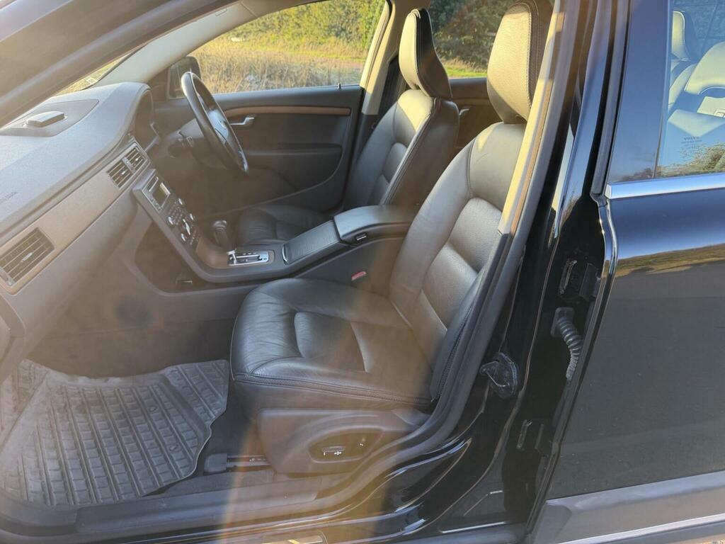 Volvo XC70 2.4 D5 Se Grey #40