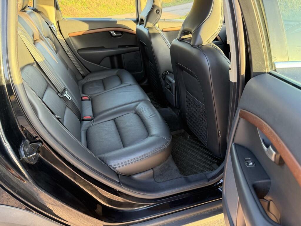 Volvo XC70 2.4 D5 Se Grey #34