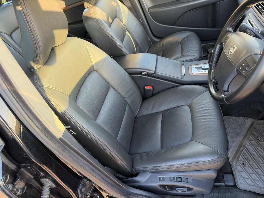 Volvo XC70 2.4 D5 Se Lux Geartronic Awd Euro 4 Black #6