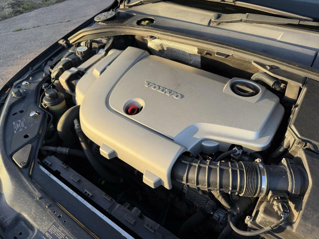 Volvo XC70 2.4 D5 Se Grey #51