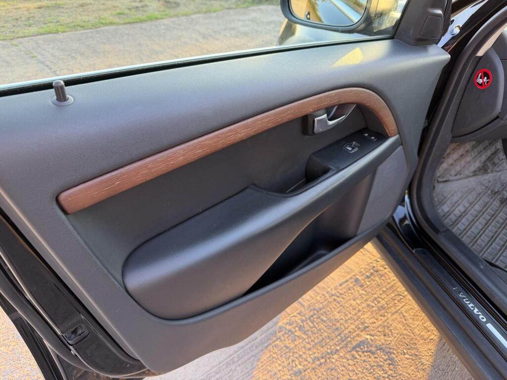 Volvo XC70 2.4 D5 Se Grey #42