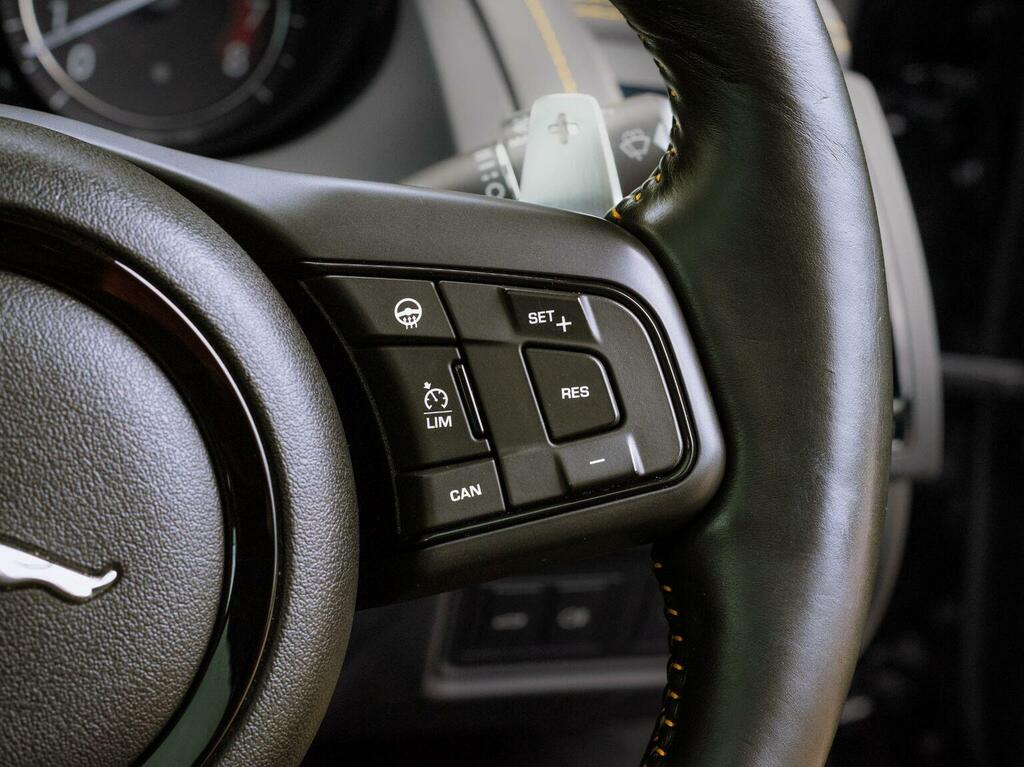 Jaguar F-Type 3L 400 Sport Black #70