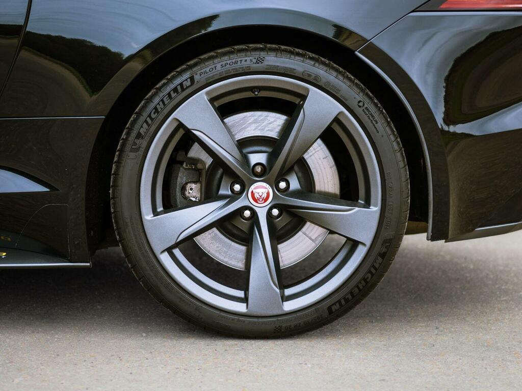 Jaguar F-Type 3L 400 Sport Black #91