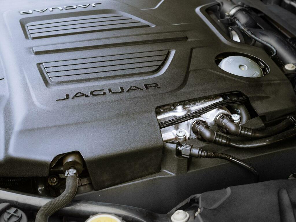 Jaguar F-Type 3L 400 Sport Black #86