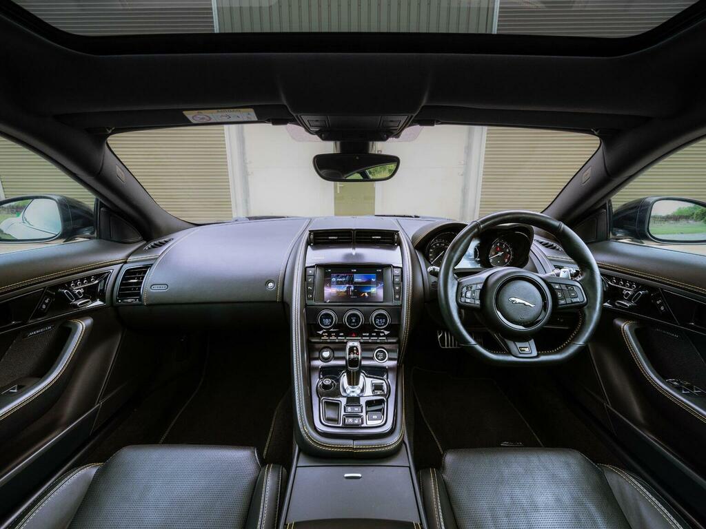 Jaguar F-Type 3L 400 Sport Black #37