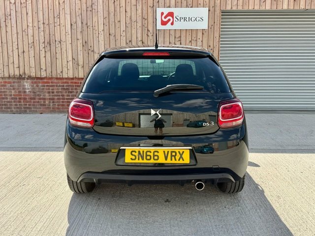 DS DS 3 2016 1.2 Puretech Elegance Hatchback Ma Black #4
