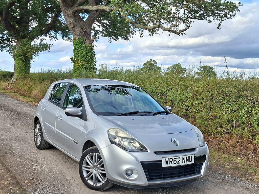 Renault Clio 1.2 Dynamique Tomtom Euro 5 Silver