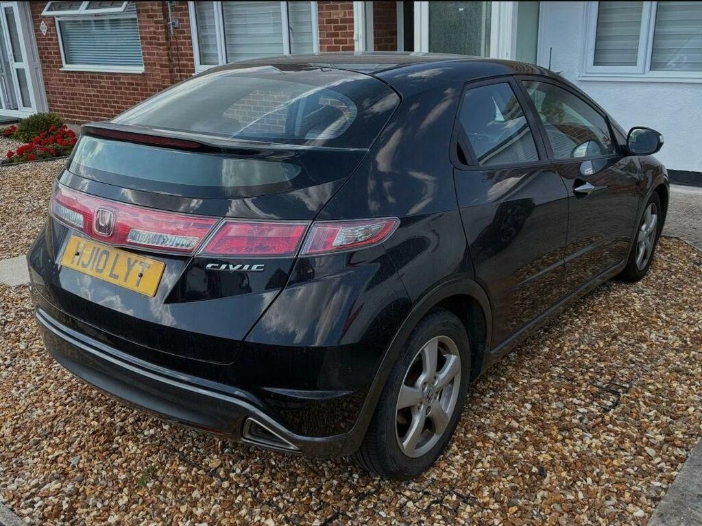 Honda Civic 1.8 I-vtec Se Black #2