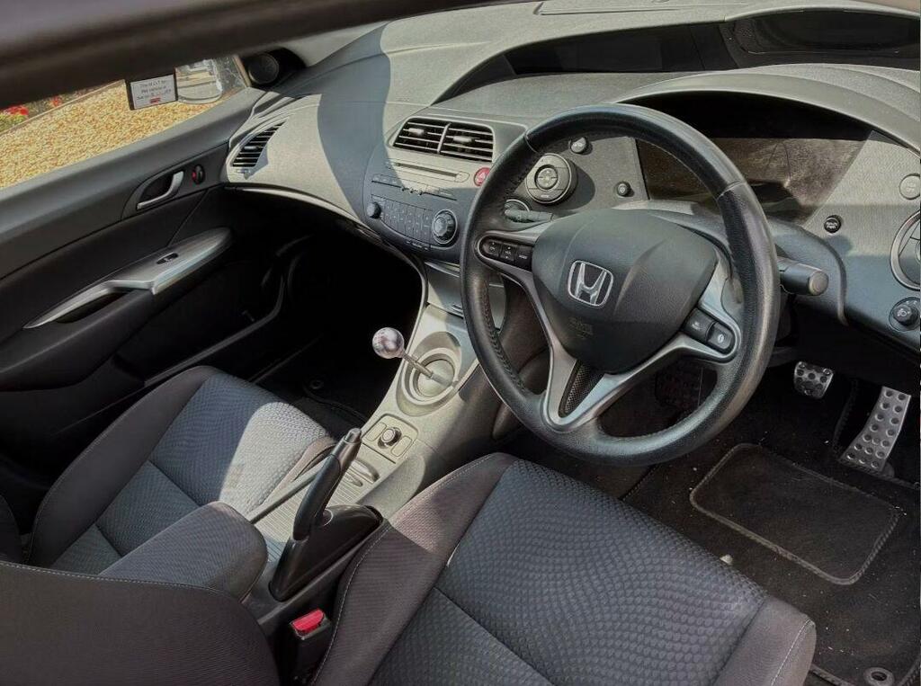 Honda Civic 1.8 I-vtec Se Black #6