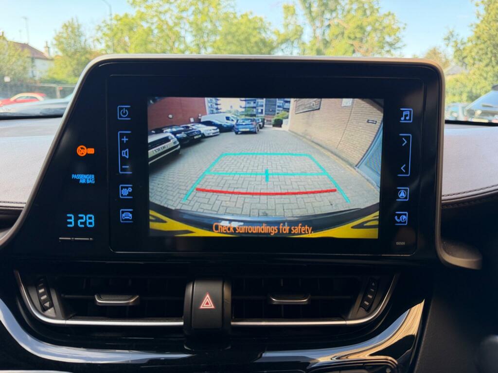 Toyota C-Hr Dynamic Grey #16