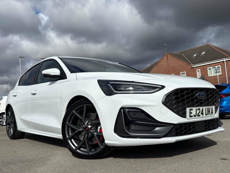 Ford Focus 2.3 Ecoboost St - 2024 24 EJ24UKA White #4